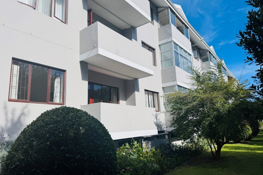 2 Bedroom Property for Sale in Northcliff Western Cape